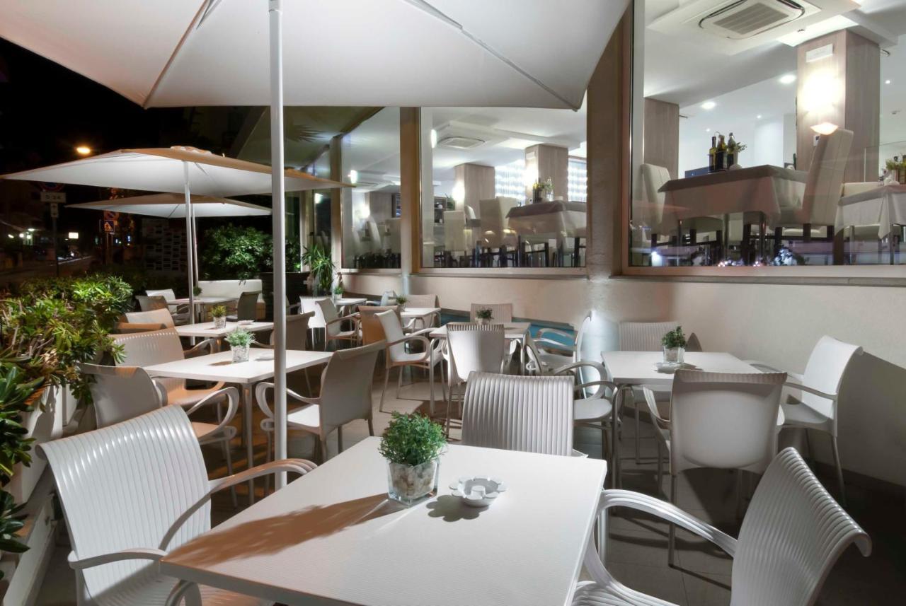 Hotel Atlantic & Spa Gabicce Mare Exterior foto