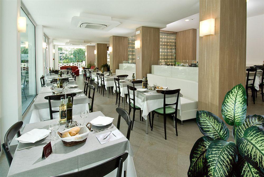 Hotel Atlantic & Spa Gabicce Mare Exterior foto