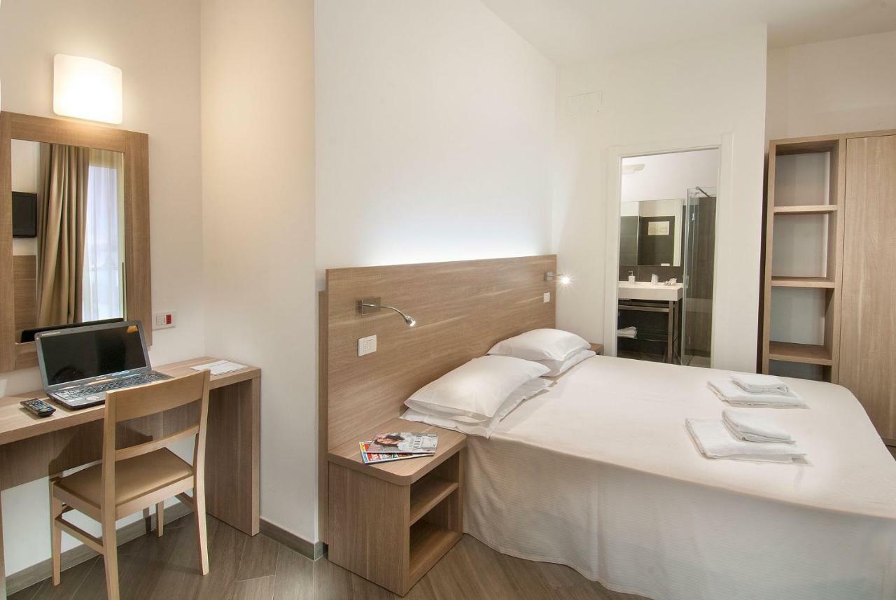 Hotel Atlantic & Spa Gabicce Mare Exterior foto
