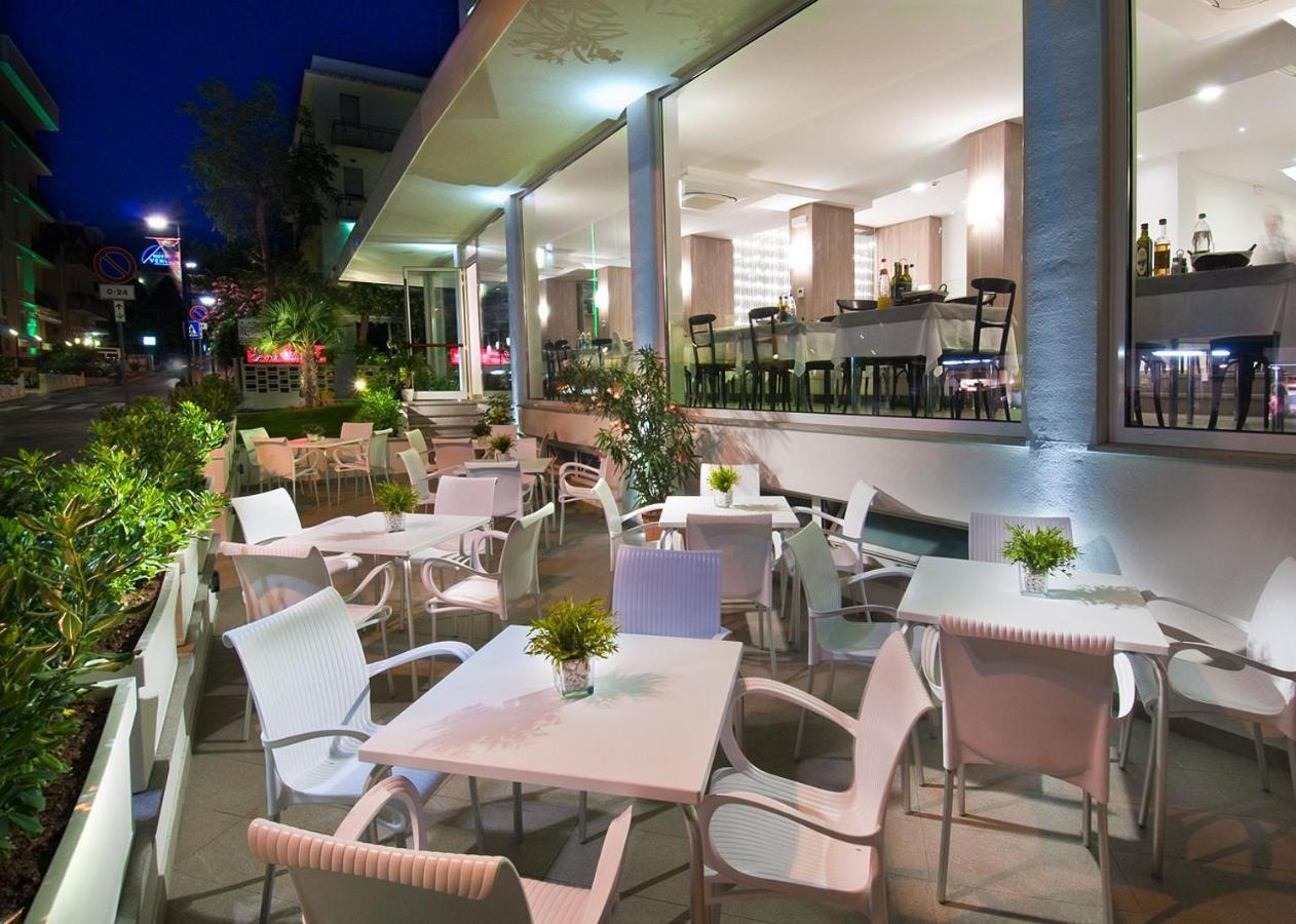 Hotel Atlantic & Spa Gabicce Mare Exterior foto