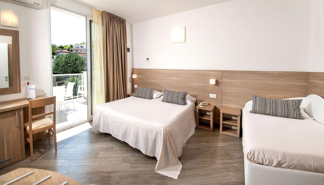 Hotel Atlantic & Spa Gabicce Mare Exterior foto
